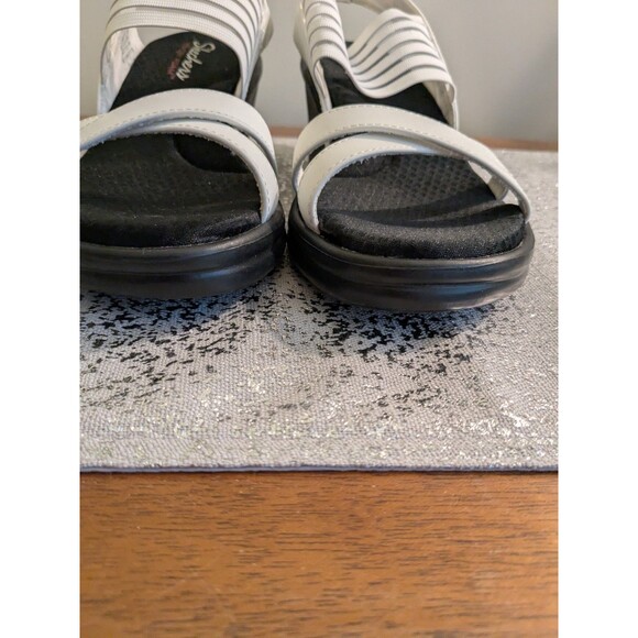 Skechers Women's 8.5 M White Rumbler Memory Foam Wedge Sandals Comfort Casual - Picture 3 of 10